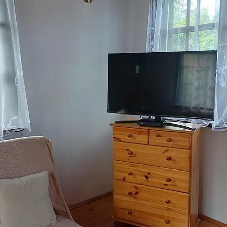 Letniskowy Nad Jeziorem Tumiany Ferienhaus *