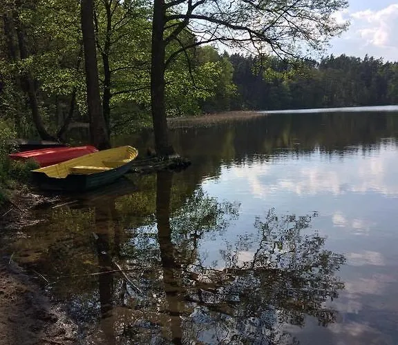 Letniskowy Nad Jeziorem Holiday home *